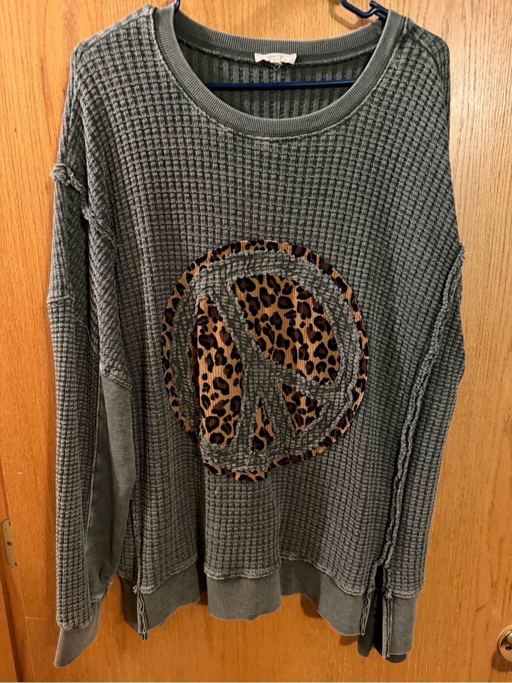 easel Olive Waffle-Knit Sweatshirt with Leopard Peace Sign
